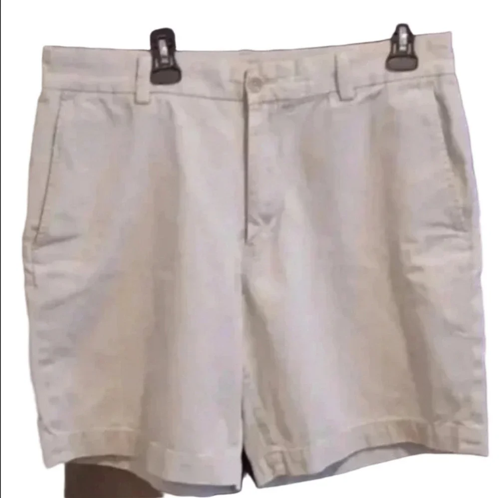 > Men's Banana Republic shorts Size 36 Cotton